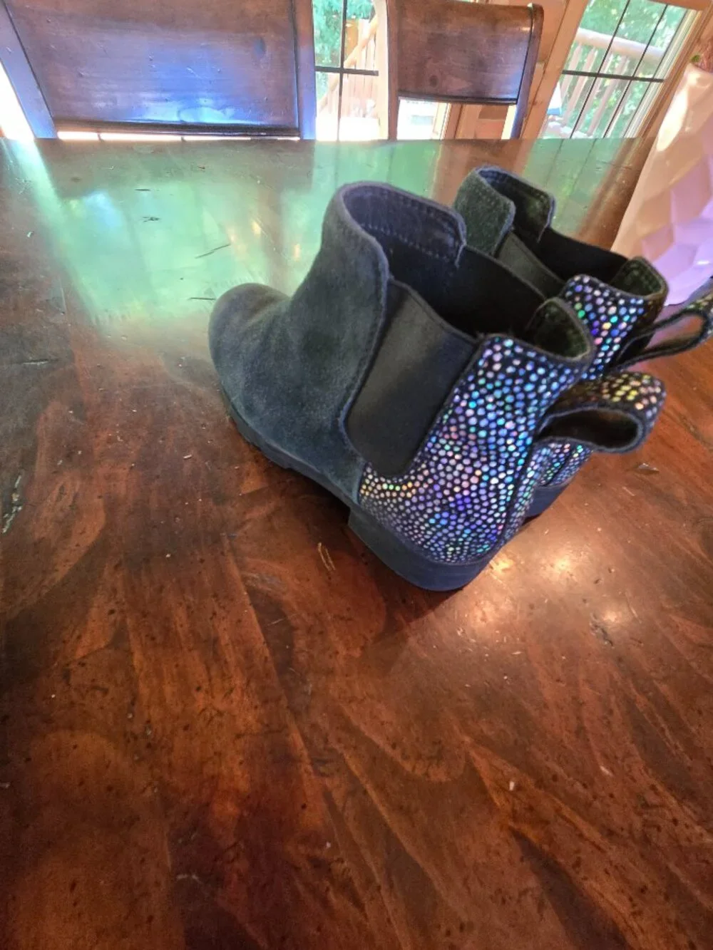 Sorel Girls Size 2 booties